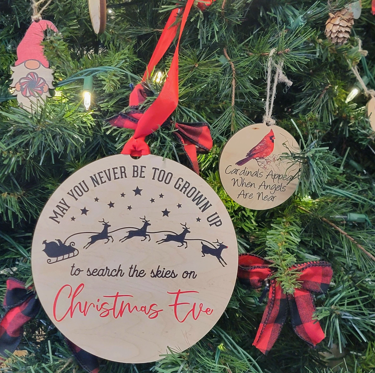 Search the Skies On Xmas Wreath Ornaments/ Mantle Ornament